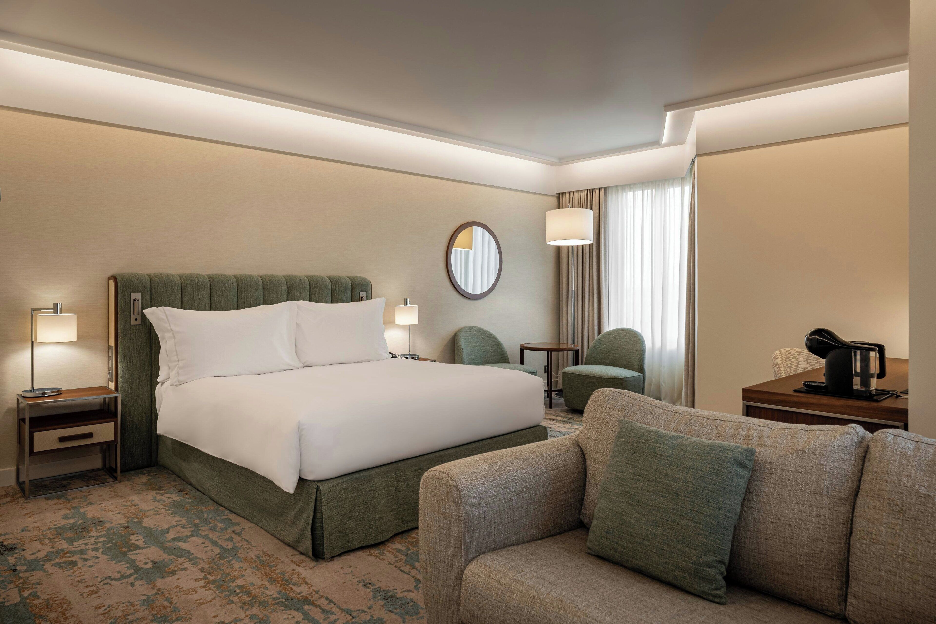Premium bedding, minibar, in-room safe, desk