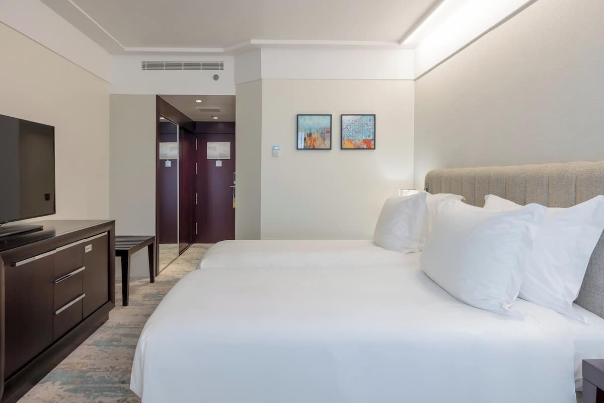 Premium bedding, minibar, in-room safe, desk