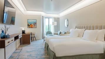 Ropa de cama de alta calidad, minibar, caja fuerte y escritorio