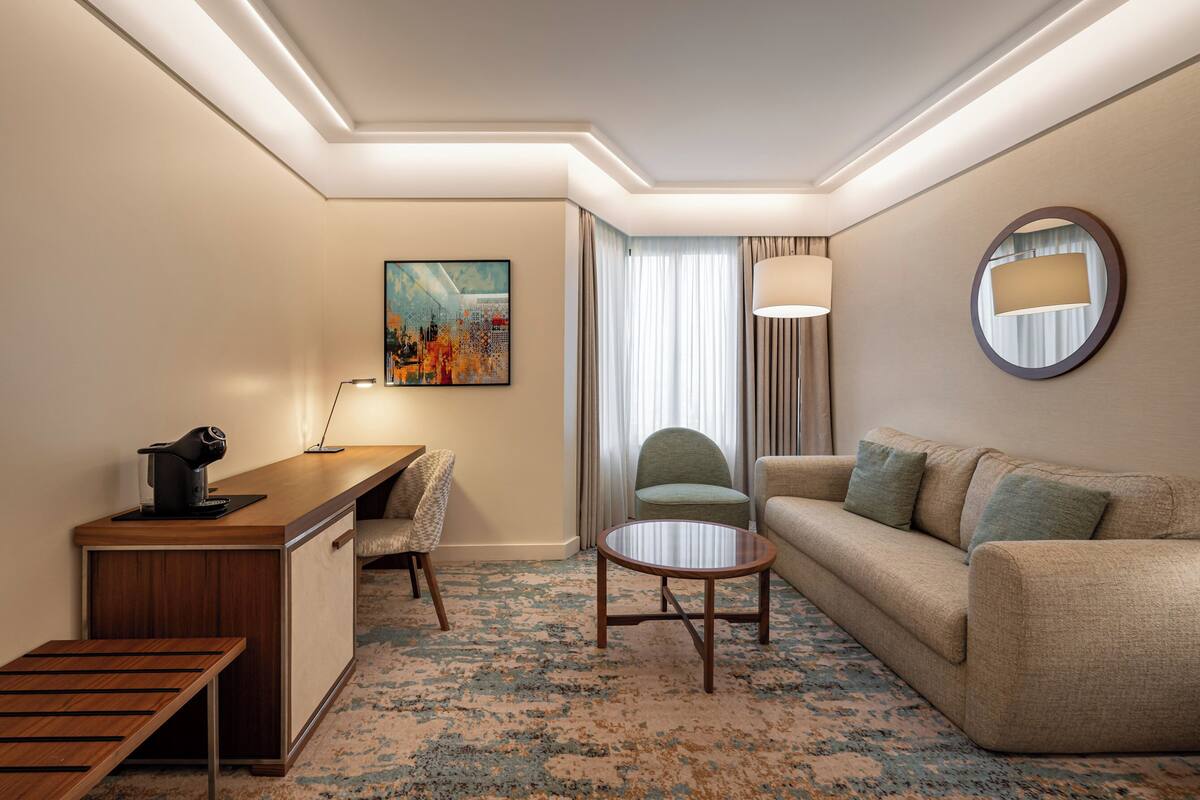 Premium bedding, minibar, in-room safe, desk