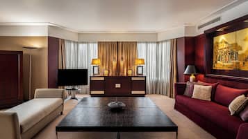 Premium bedding, minibar, in-room safe, desk