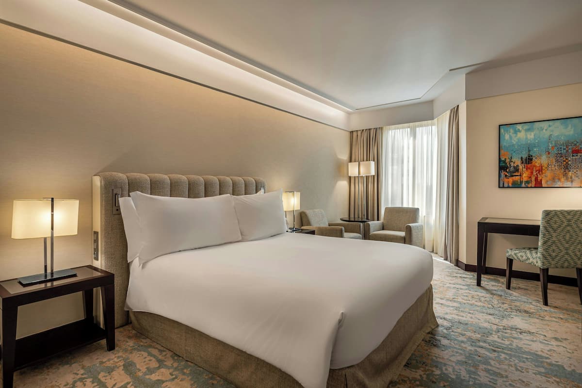 Phòng Tiêu chuẩn, 1 giường cỡ queen | Bộ đồ giường cao cấp, minibar, két bảo mật tại phòng, bàn