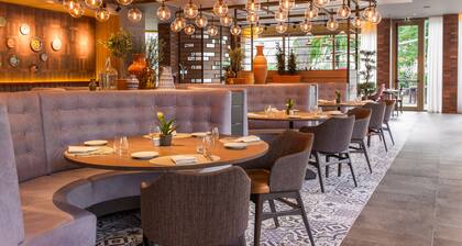 Crowne Plaza Porto by IHG