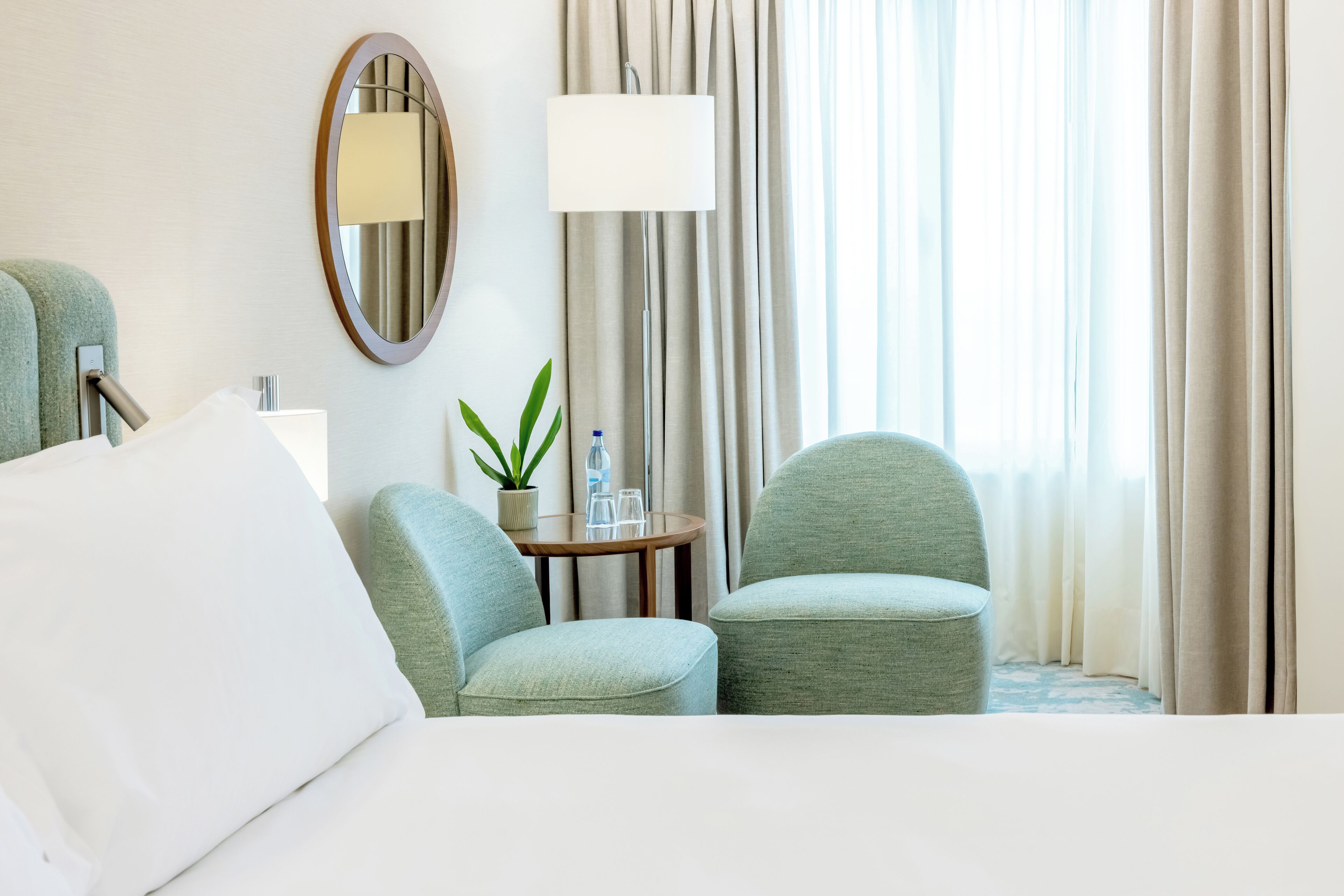 Junior Suite, 1 Queen Bed, Corner (High Floor) | Premium bedding, minibar, in-room safe, desk