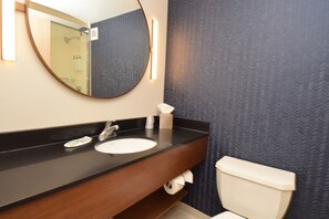 Bathroom sink - Fairfield Inn by Marriott Binghamton (Binghamton)
