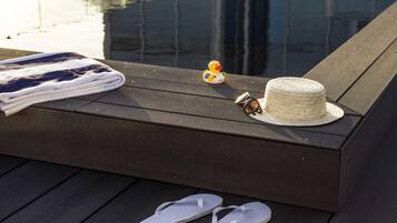 Piscina externa sazonal