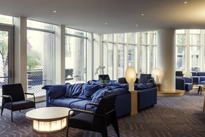 Lobby-Lounge