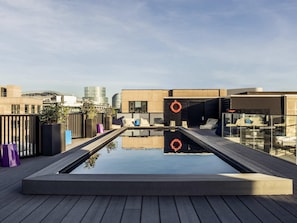 Frukost, lunch och middag serveras