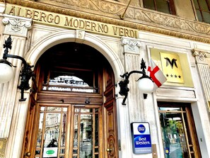 Exterior - Best Western Hotel Moderno Verdi (Genoa)