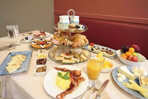 Daily buffet breakfast for a fee - Best Western Hotel Moderno Verdi (Genoa)