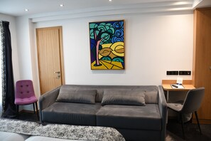Deluxe room for 2 (Extra Bed with Extra Fee) | Room amenity