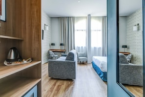 Junior Suite | Premium bedding, in-room safe, desk, soundproofing