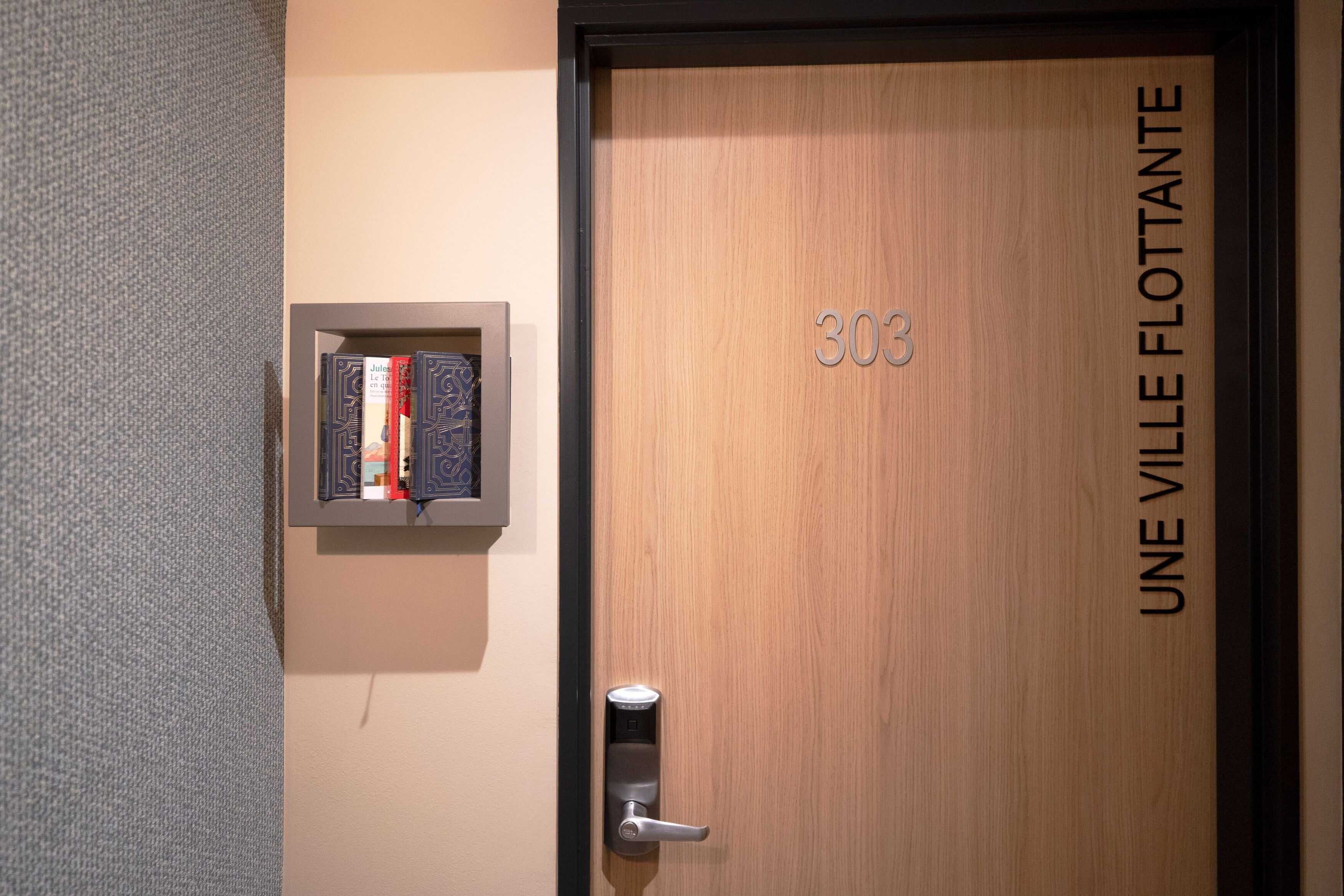 premium bedding, in-room safe, desk, soundproofing