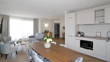 Family Apartment | Private kitchen | Coffee/tea maker, electric kettle