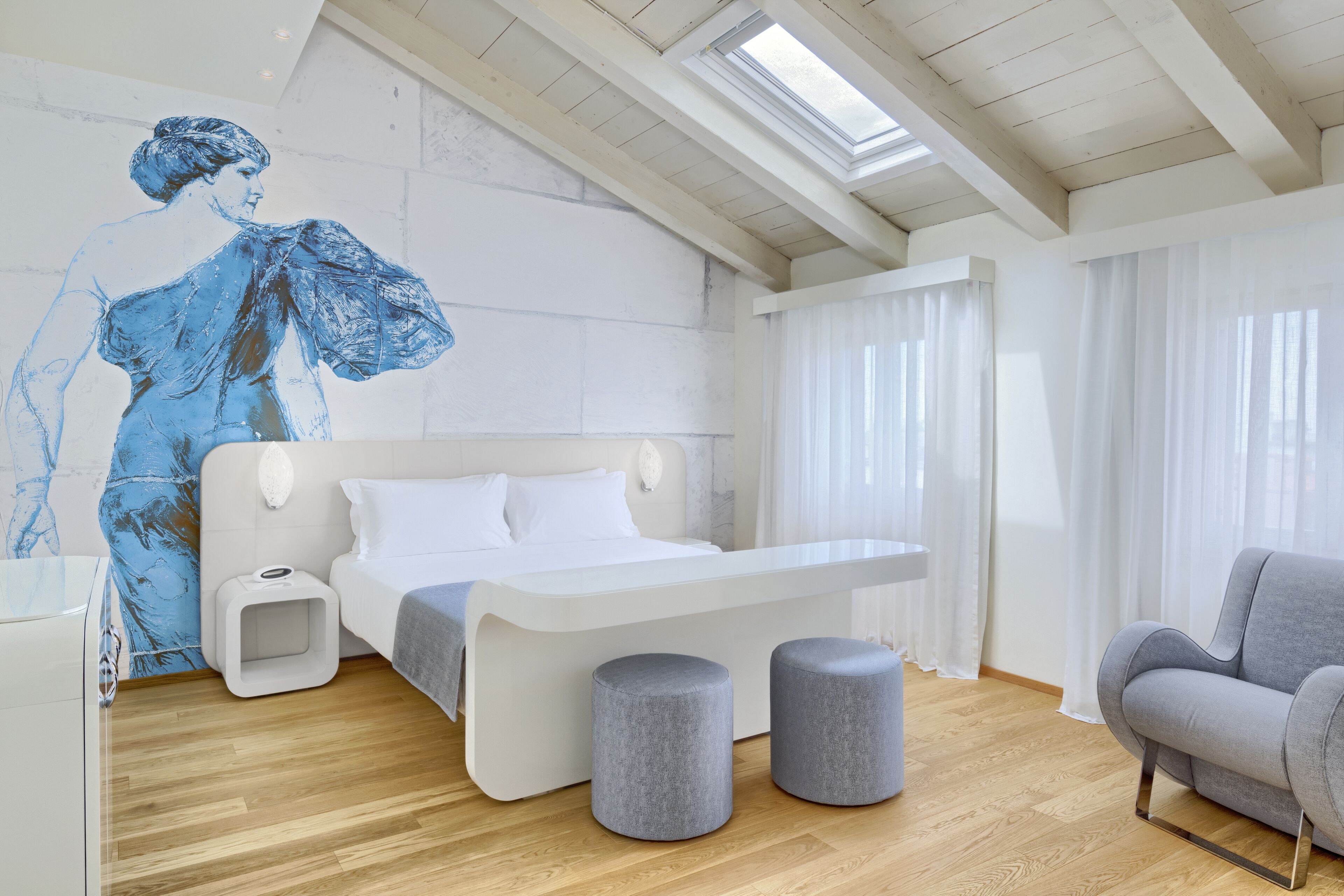 superior double or twin room, 1 bedroom | 1 bedroom, down duvets, minibar, in-room safe