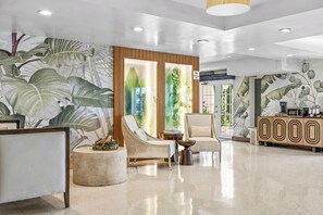 Área de estar no saguão