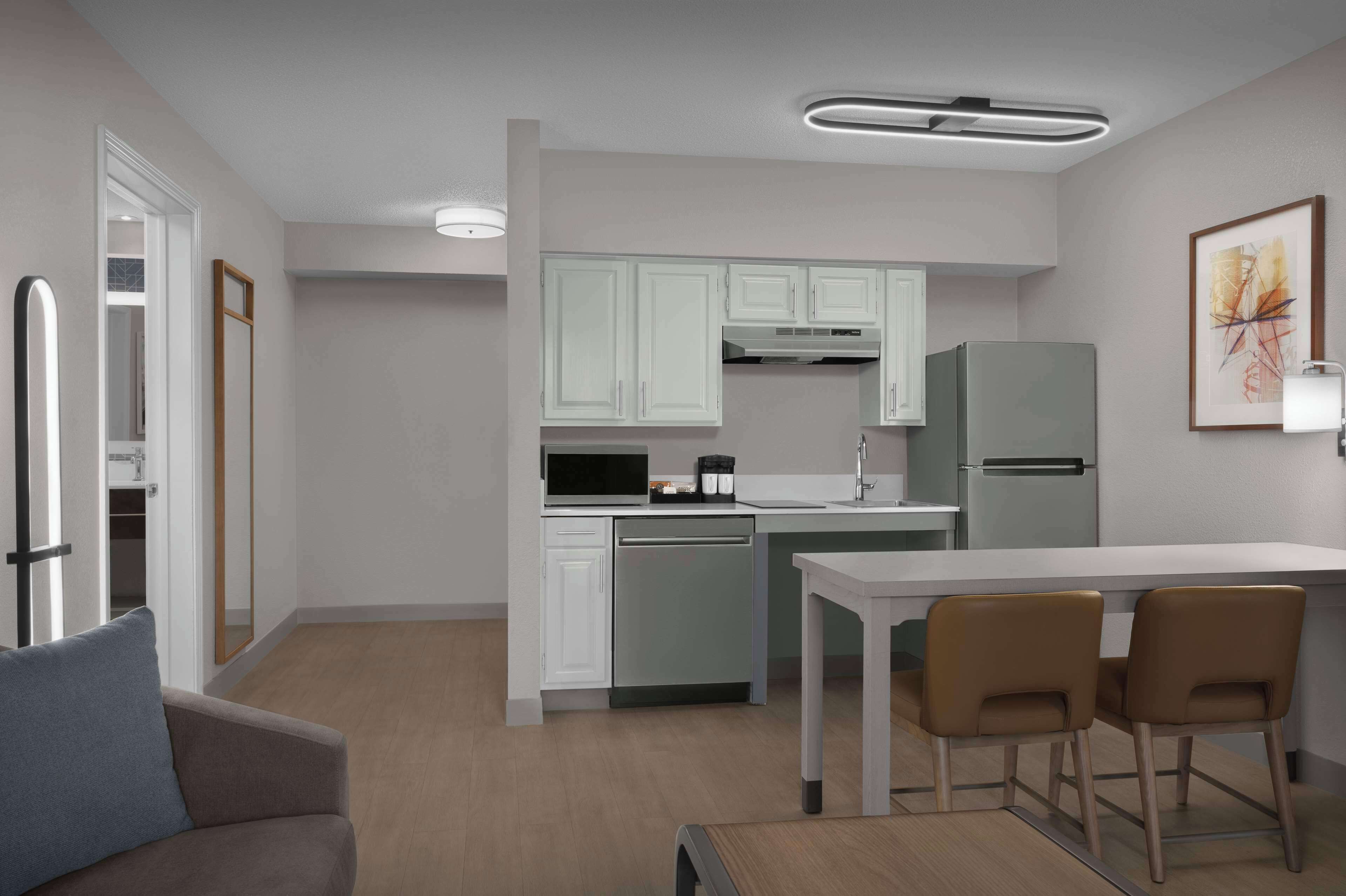 suite, non smoking | private kitchen | full-sized fridge, microwave, stovetop, dishwasher