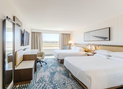 Radisson Hotel Santa Maria