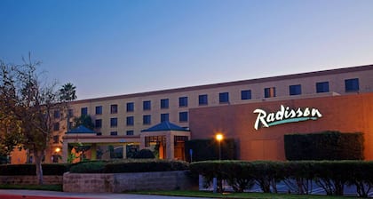 Radisson Hotel Santa Maria