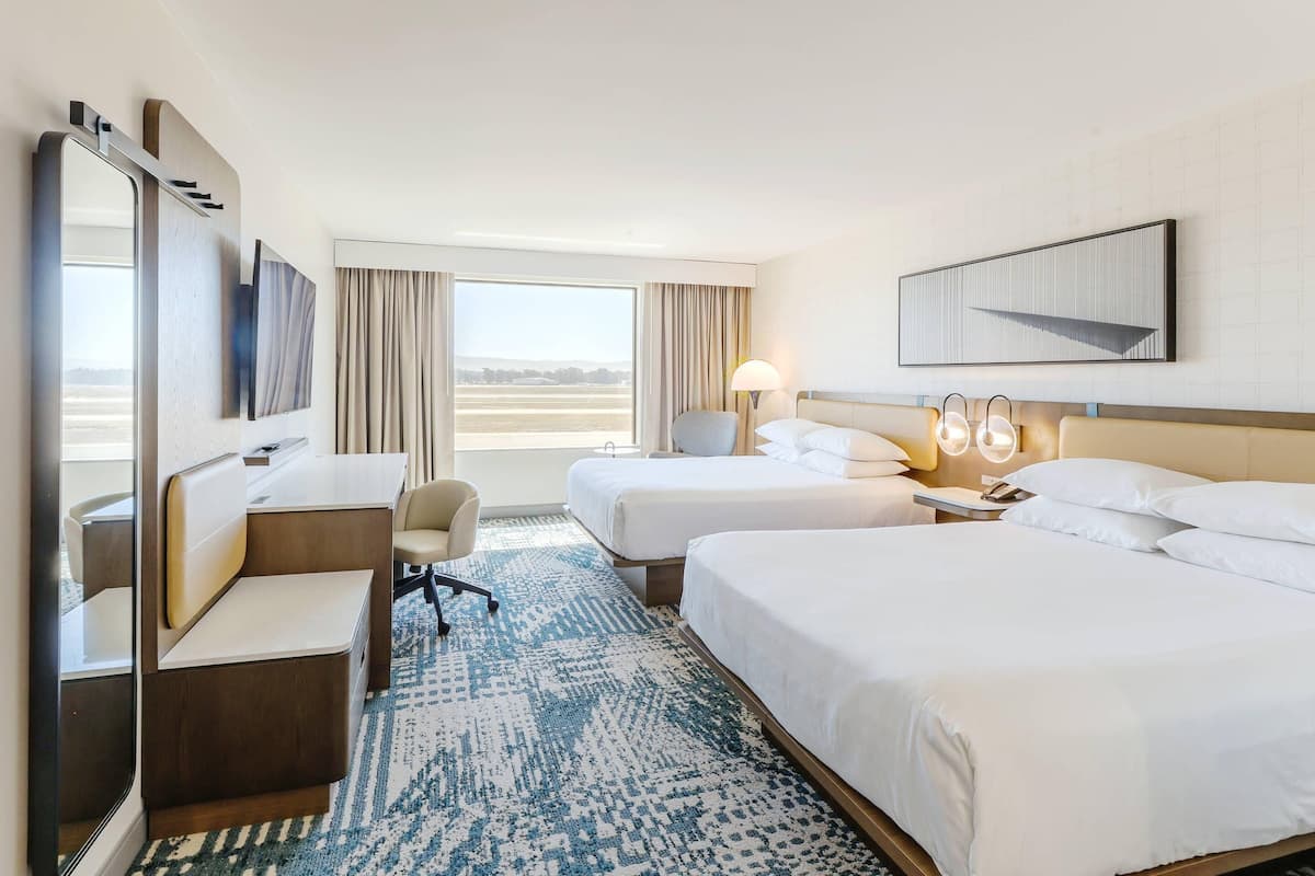 Habitación, 2 camas Queen size, para no fumadores | Ropa de cama de alta calidad y camas con efecto memoria