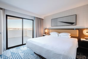 Suite, 1 King Bed, Non Smoking | Premium bedding, memory foam beds, in-room safe, desk