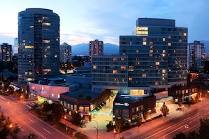 Exterior - Hilton Vancouver Metrotown (Burnaby)
