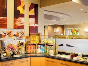 Daily buffet breakfast (GBP 12 per person)