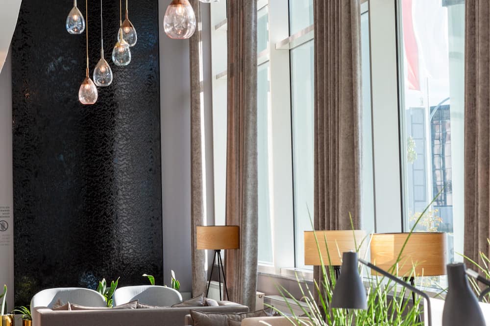 Holiday Inn Berlin Airport - Conference Centre by IHG