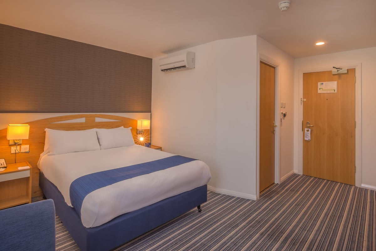 In-room safe, desk, free cots/infant beds, free WiFi