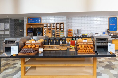 Holiday Inn Express Birmingham Airport NEC by IHG