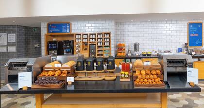 Holiday Inn Express Birmingham Airport NEC by IHG