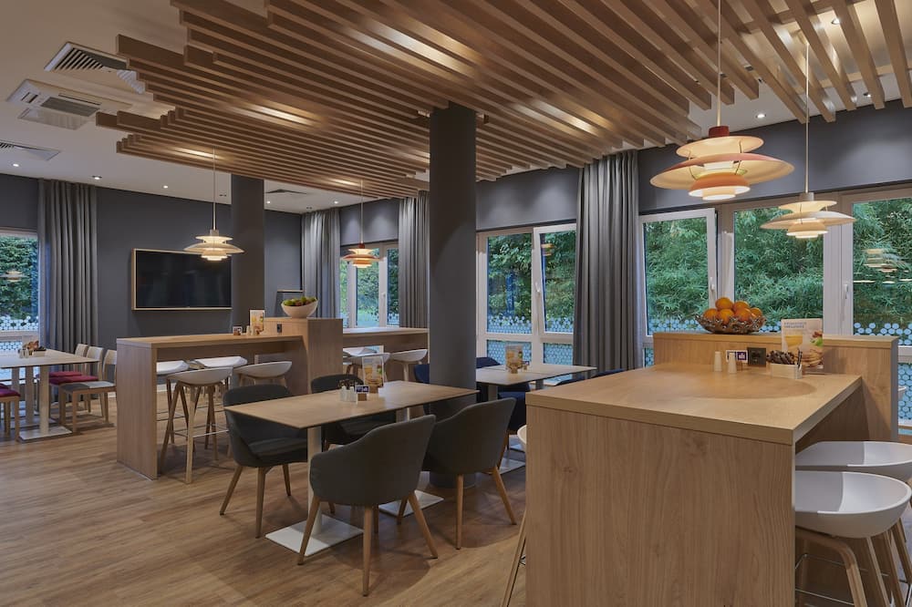Holiday Inn Express Köln-Troisdorf by IHG