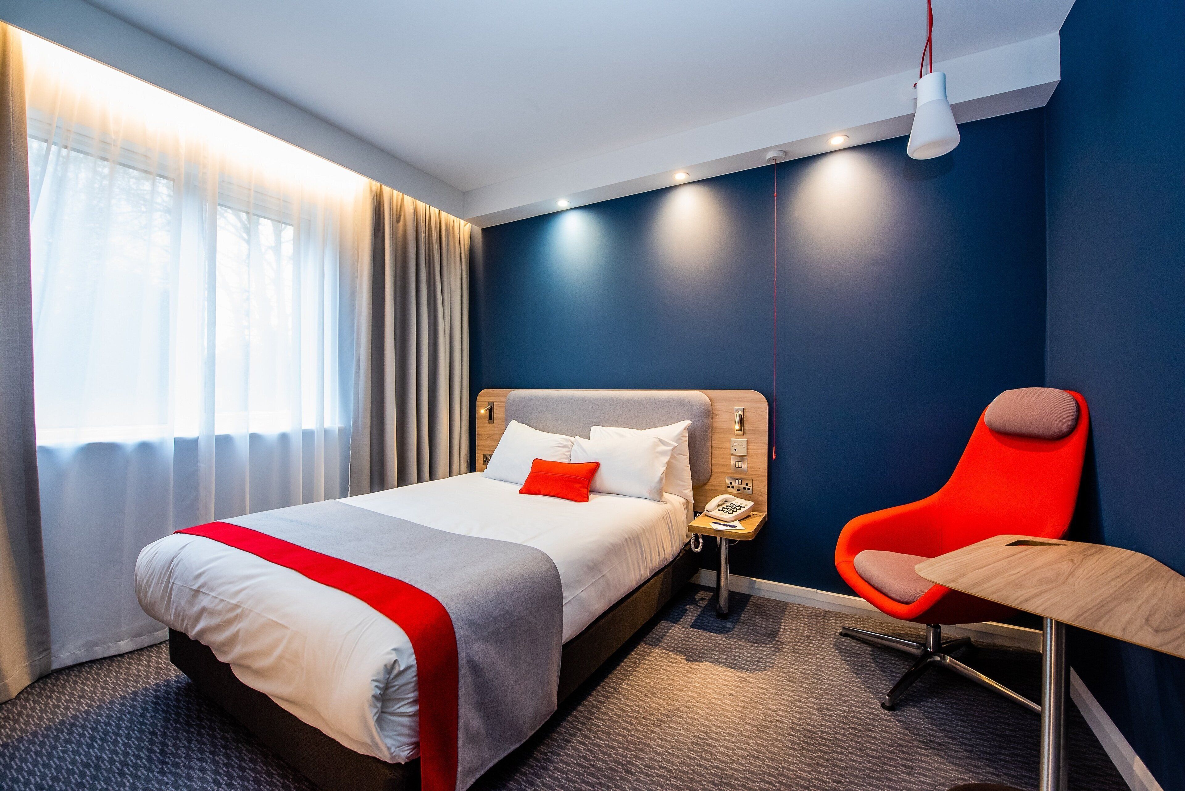 Room, 1 Double Bed | In-room safe, desk, free WiFi, bed sheets