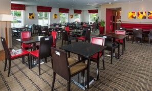 Restaurant - Holiday Inn Express Derby Pride Park by IHG (Derby)