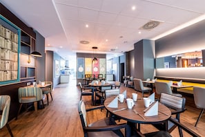 Daily buffet breakfast (EUR 17.9 per person)