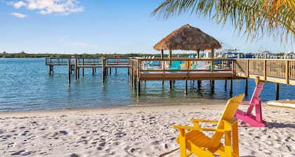 Hutchinson Island Hotel