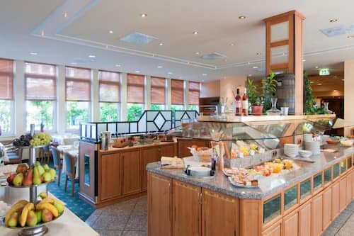Tägliches Frühstücksbuffet gegen Gebühr