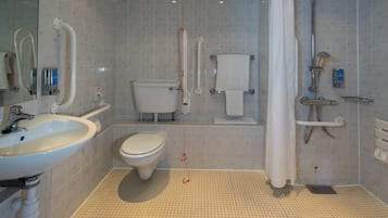 Standard Room, 2 Single Beds, Accessible (with Free Hot Breakfast) | Desk, soundproofing, iron/ironing board, free cots/infant beds