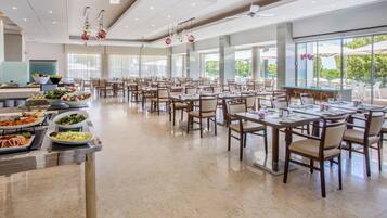 Daily buffet breakfast (EUR 20 per person)