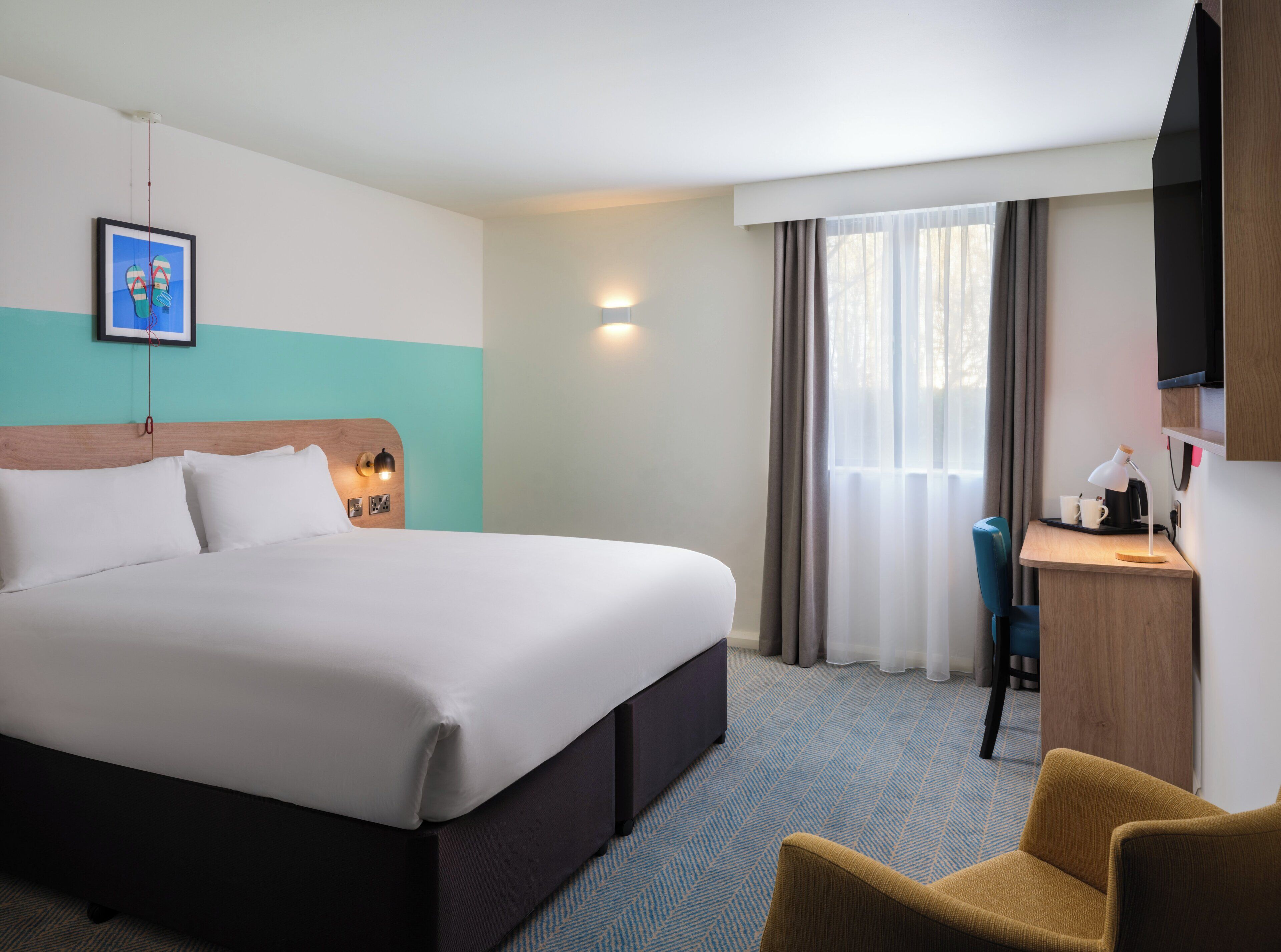 Standard Room, 1 Double Bed, Accessible | In-room safe, individually furnished, desk, iron/ironing board