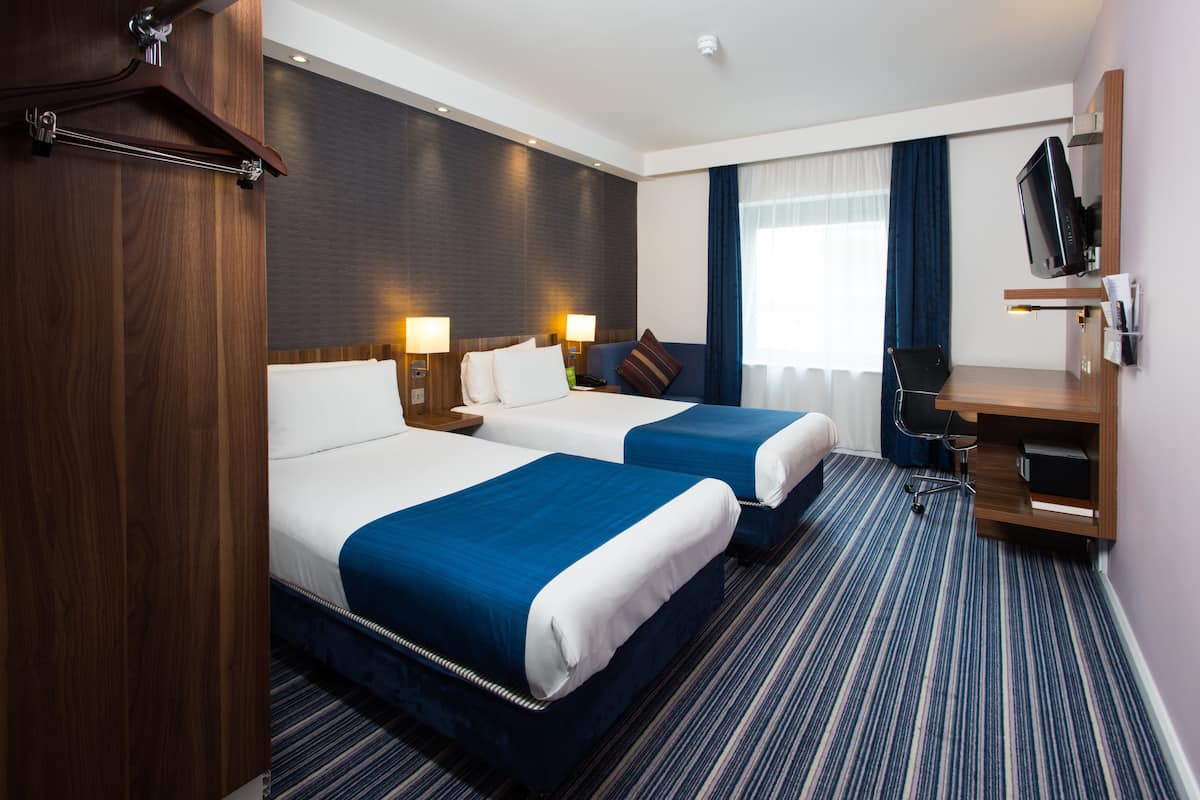 Standard Room (with Free Hot Breakfast)
