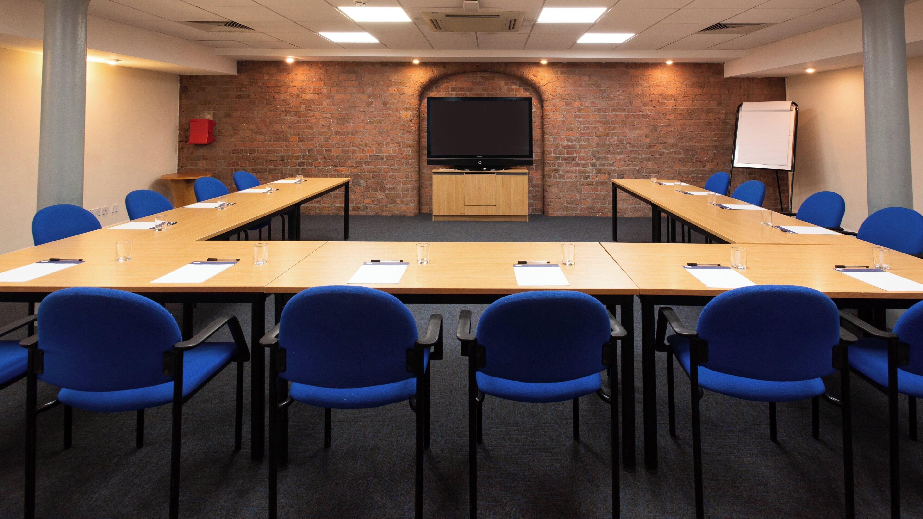 Photo - Holiday Inn Express Albert Dock by IHG