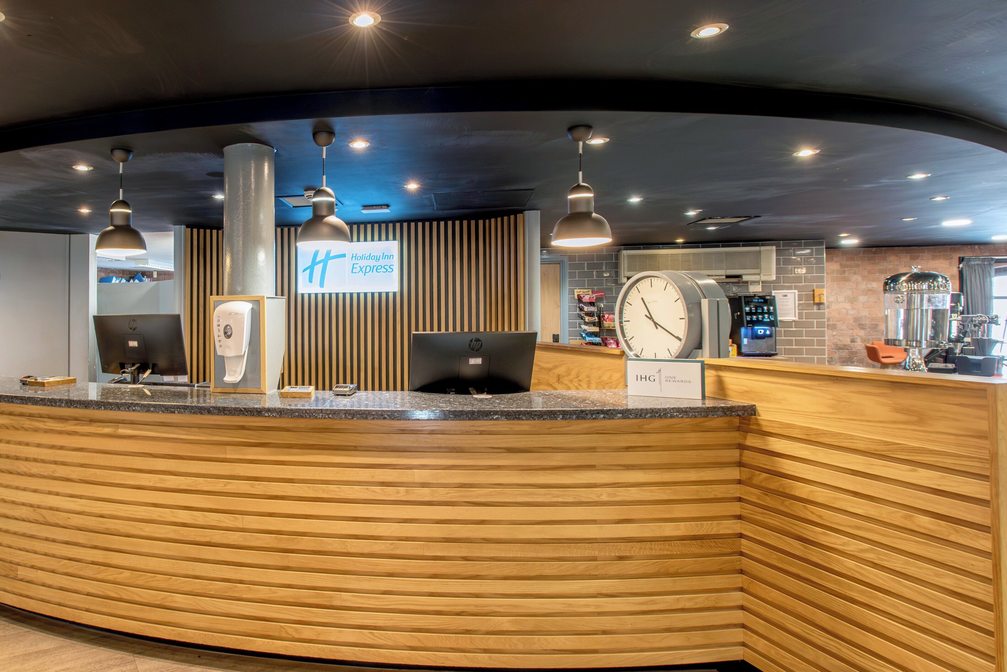 Photo - Holiday Inn Express Albert Dock by IHG