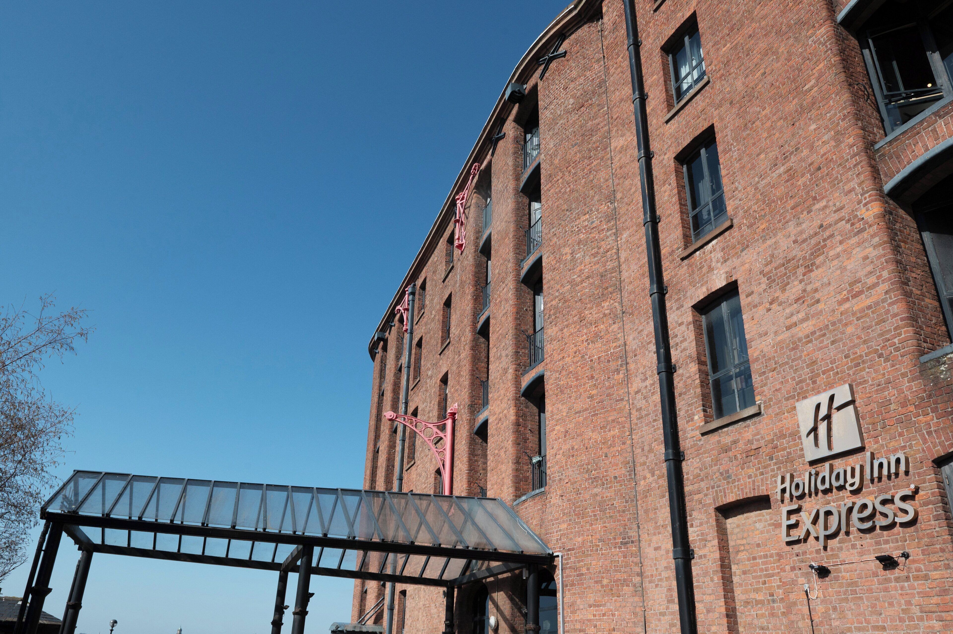 Photo - Holiday Inn Express Albert Dock by IHG