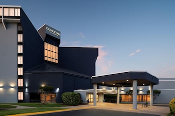 DoubleTree by Hilton Richmond - Midlothian