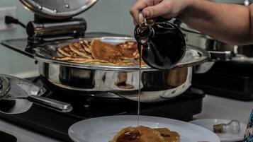 Café da manhã com buffet todos os dias (USD 21.00 por pessoa)