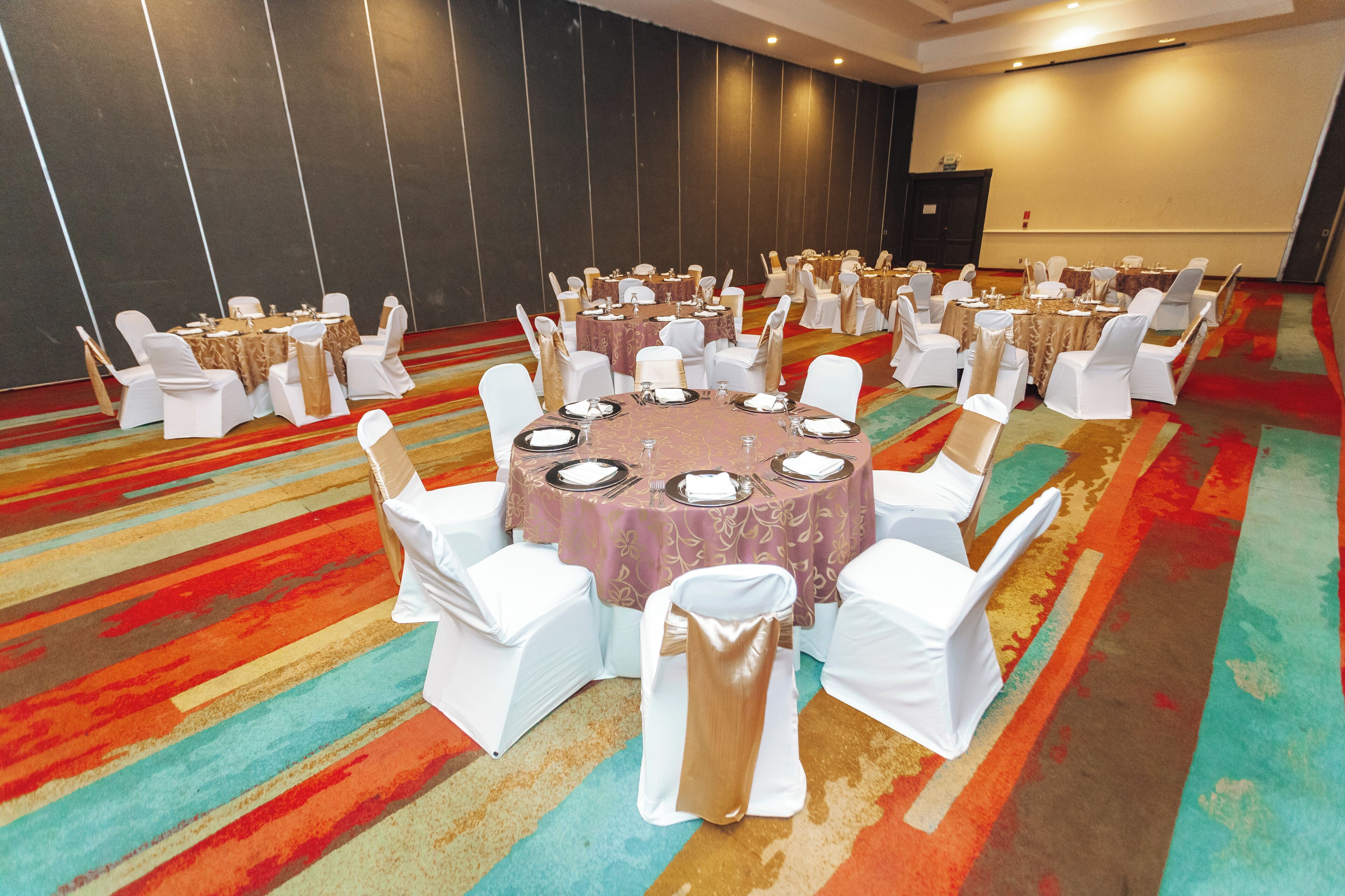 Photo - Holiday Inn San Salvador by IHG