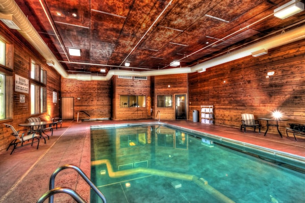 Piscine intérieure