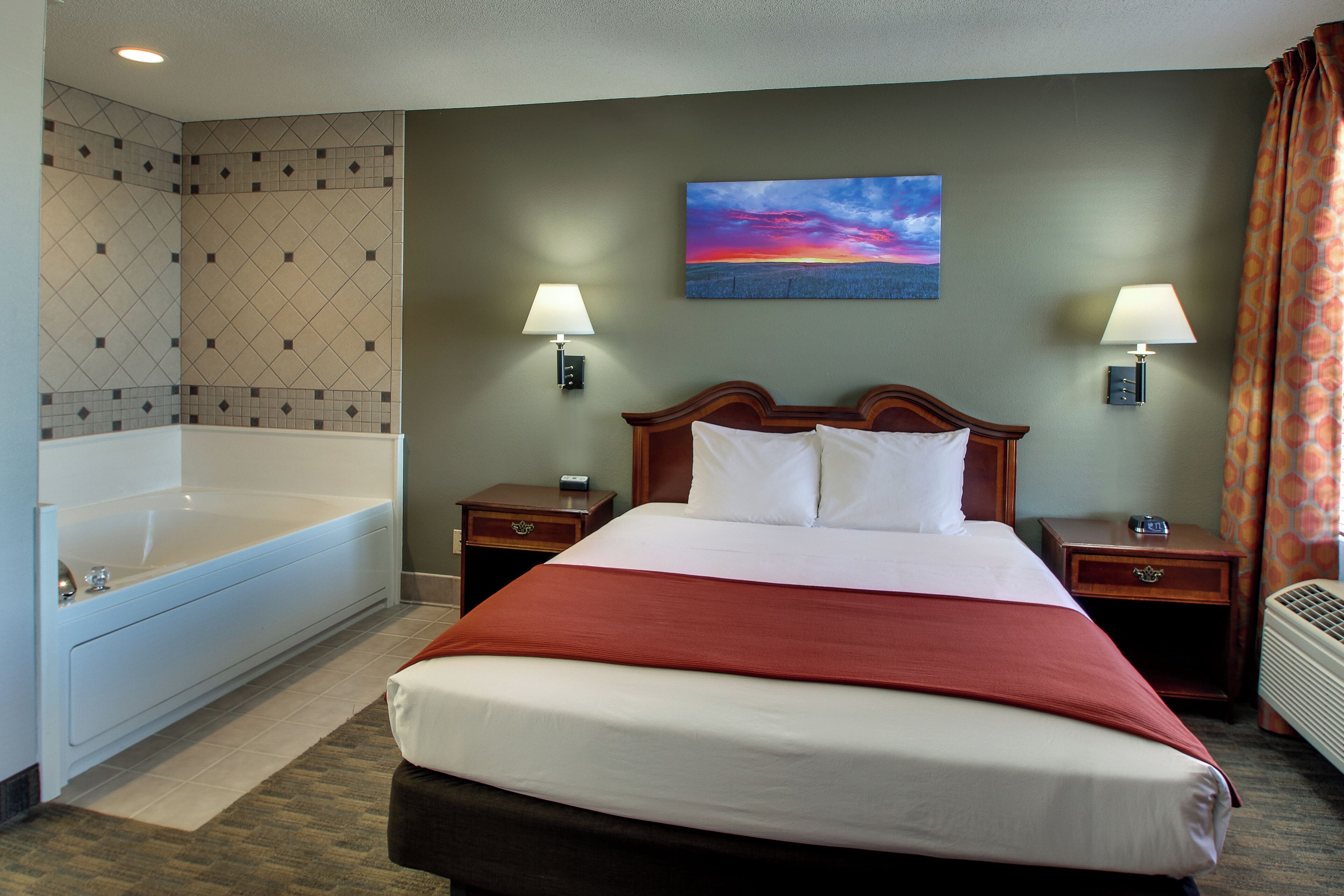 セーフティボックス ( 室内)、デスク、アイロン / アイロン台、WiFi (無料)