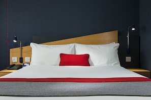 Desk, blackout curtains, iron/ironing board, free WiFi - Holiday Inn Express Stoke On Trent by IHG (Stoke-on-Trent)